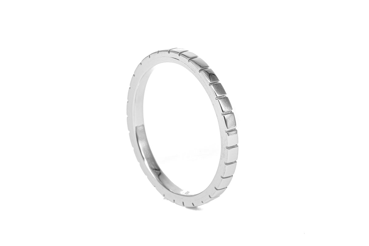 White Eternity Grooved Gold Ring