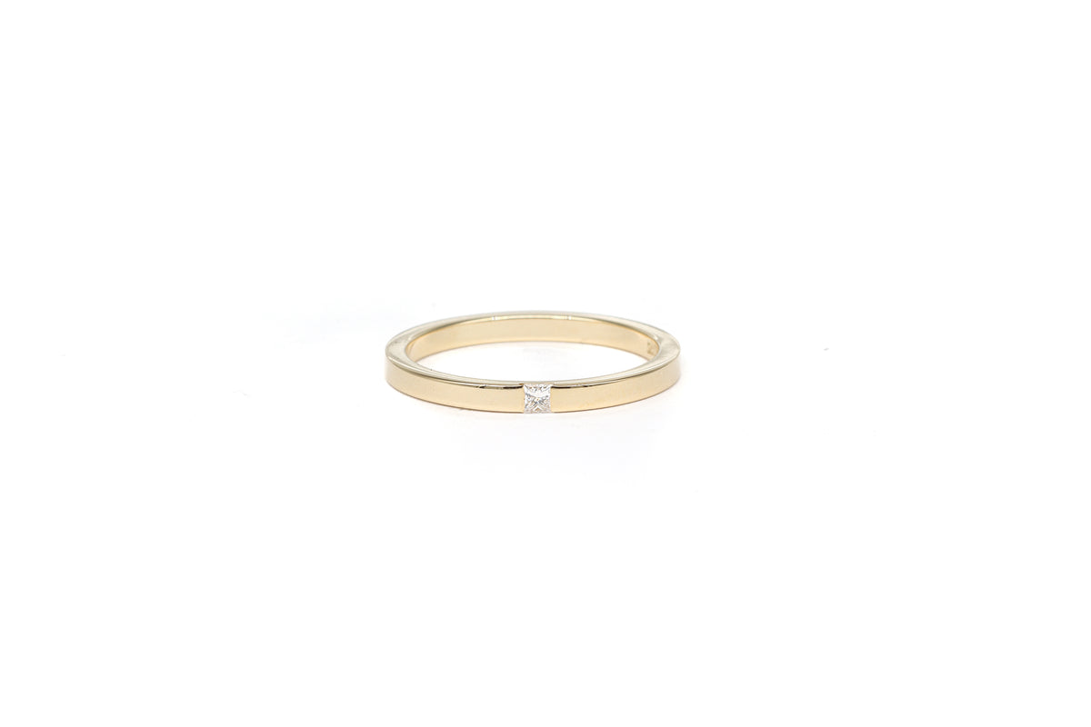 Princess Diamond Yellow Gold Ring