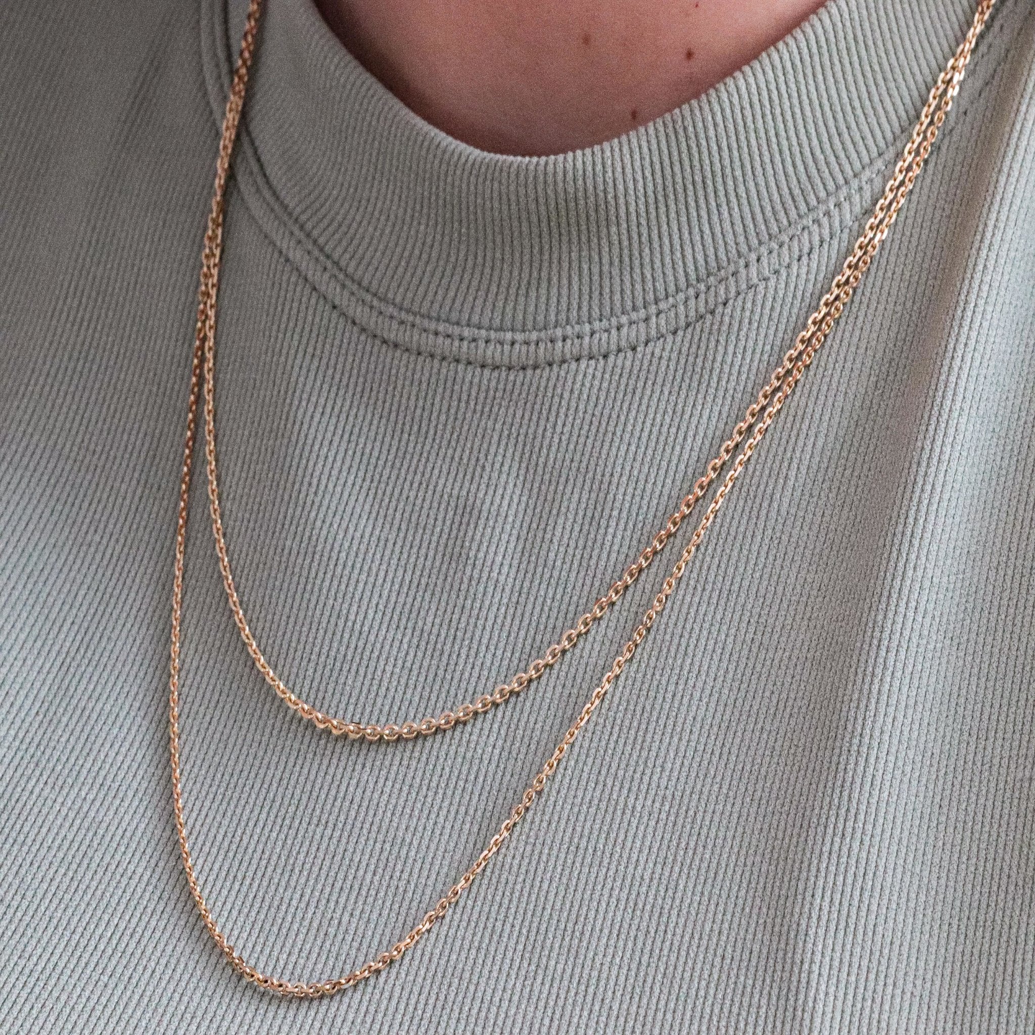 Oval Diamond Cable Chain Necklace in 18K Gold